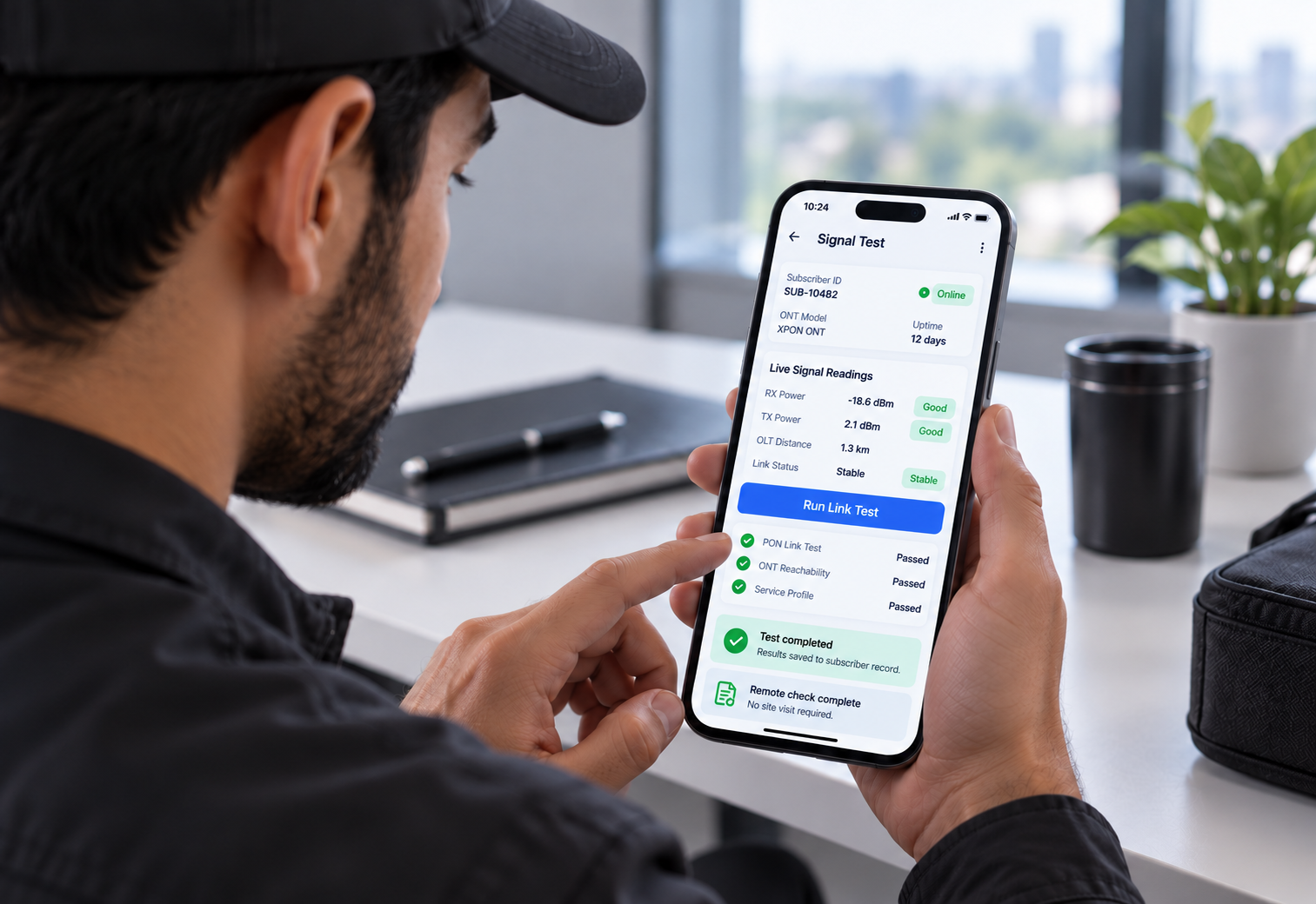 Field Engineer App — ONT signal test screen with live measurements